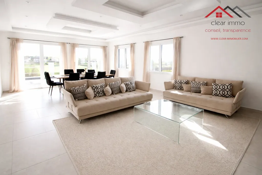 Soggiorno - Contemporary House with Pool in Coincy