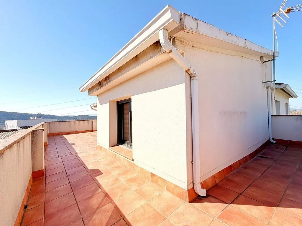 Terrass - Chalet with Pool and Terrace in Canyelles