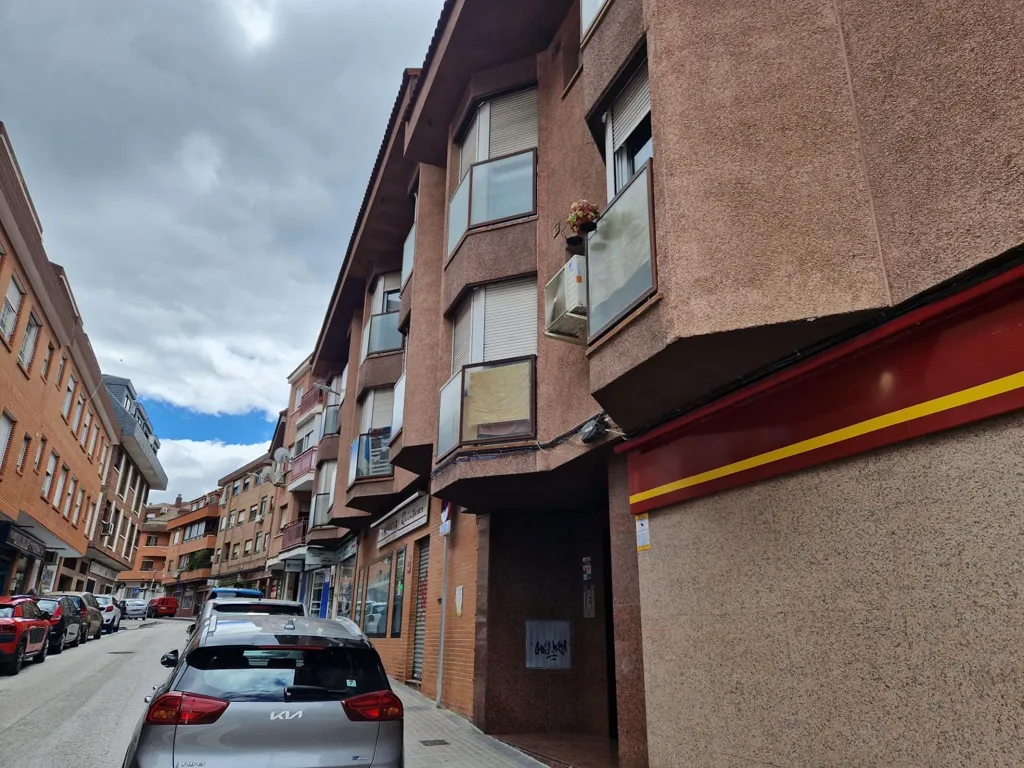 Välivaade - Furnished Flat with Balcony in Las Rozas