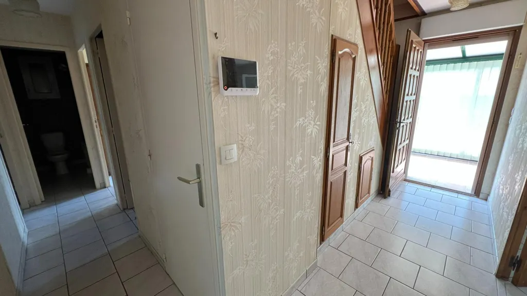 Esik - House with Potential in Saint-Cyr-En-Val