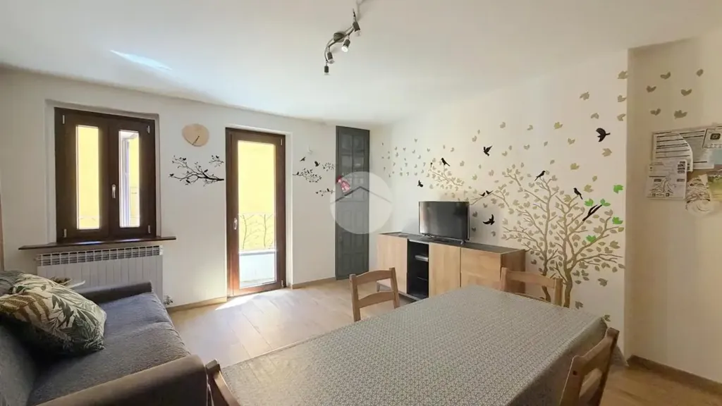 Séjour - Modern Trilocale with Balcony in Vezza d'Oglio