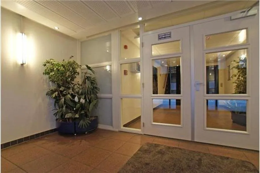 Entrée - 3-Bedroom Apartment with Wilhelminaplein View in Eindhoven