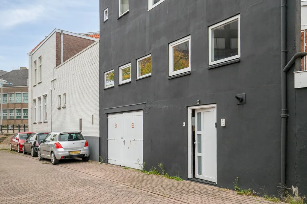 Välivaade - Mixed-Use House with Studio on Axelsestraat, Terneuzen