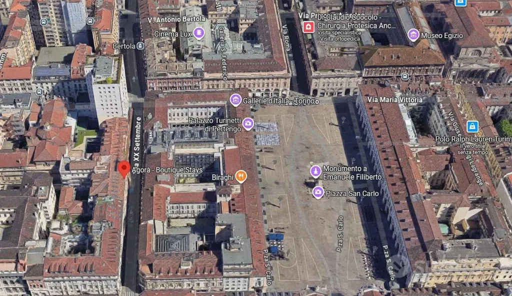 Restored Two-Bedroom in Central Turin