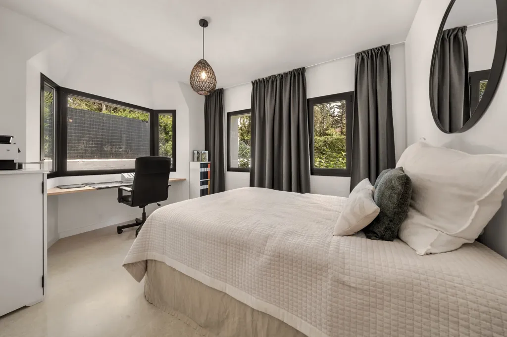 Chambres - Luxury Villa with Pool in Nueva Andalucía