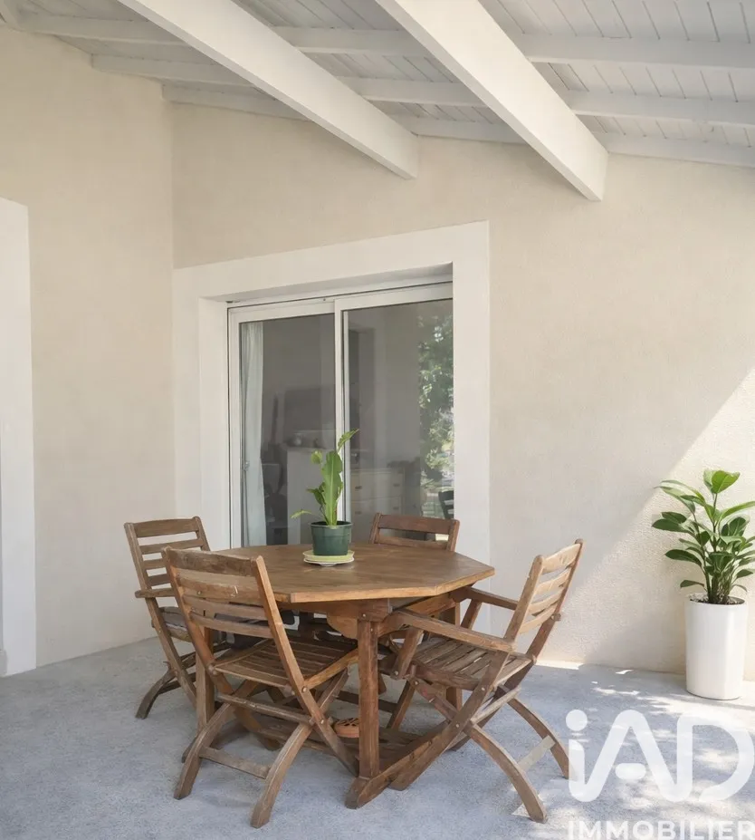 Terrass - Charming House with Jacuzzi in Garein