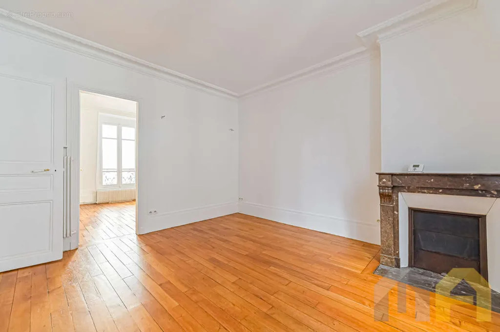 Elutuba - Luxury Flat with Eiffel View in Paris