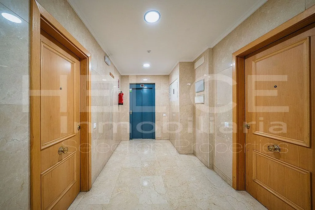 Entrée - Penthouse with Pool and Terrace in Valterna