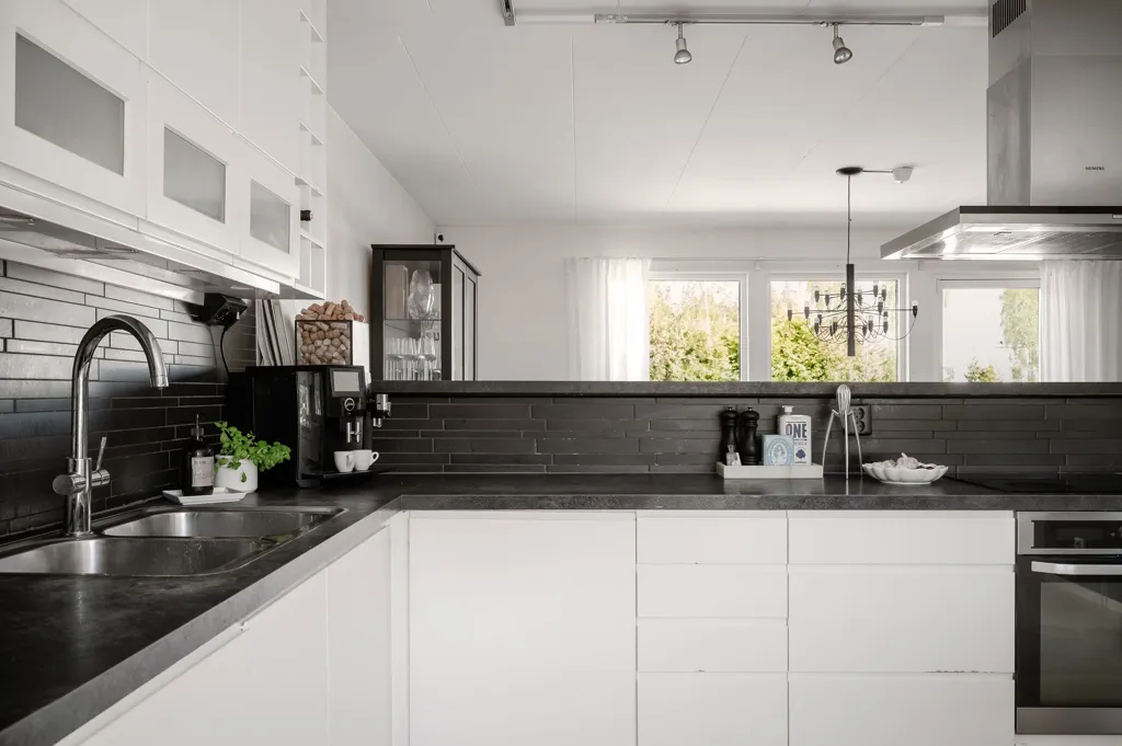 Cucina - Villa with Pool in Bärstad
