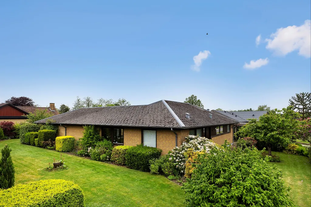Vista aerea - Corner Villa with Garden in Toftlund