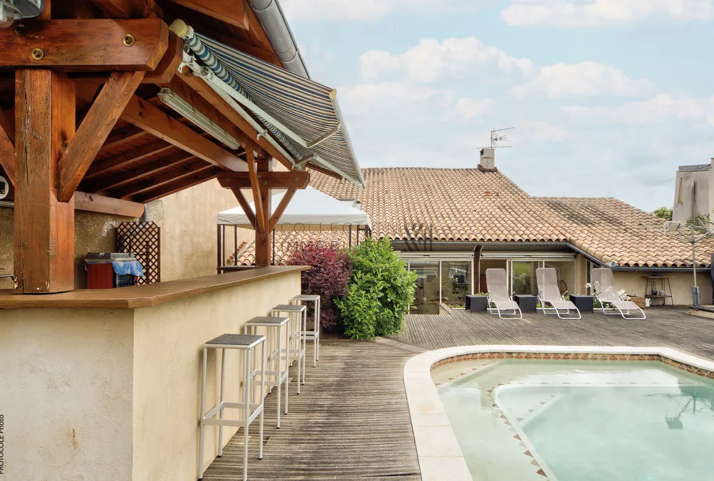 Terrasse - Maison avec Piscine et Terrasses à Rieumes