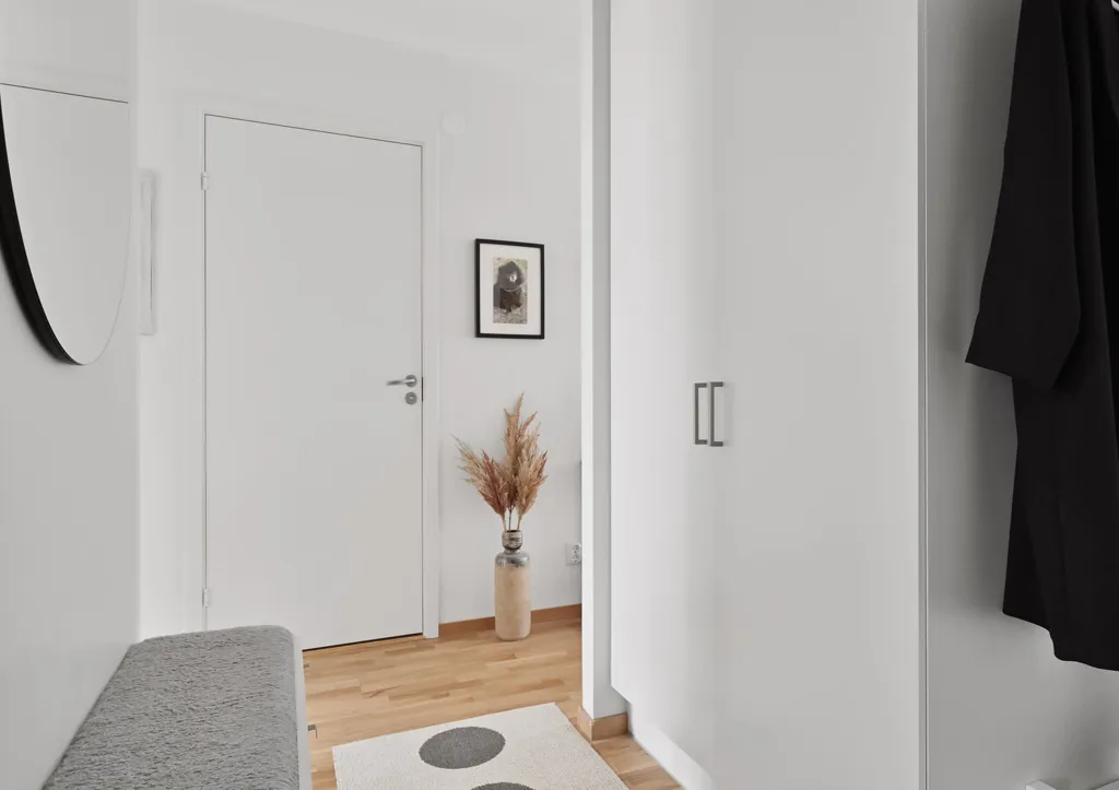 Esik - Modern Flat with Private Terrace in Sollentuna