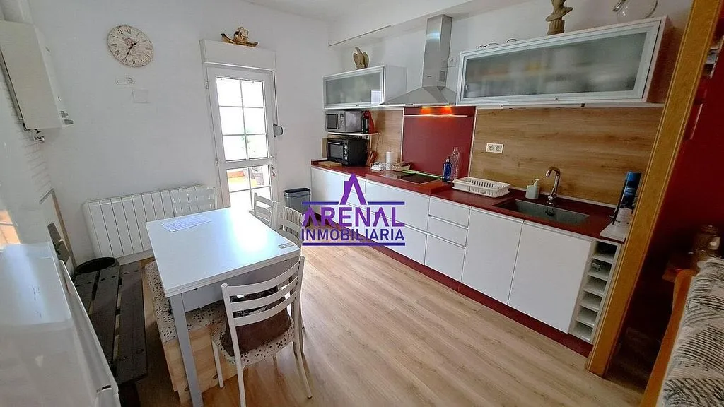 Cuisine - Chalet with Terrace in Pobra do Caramiñal