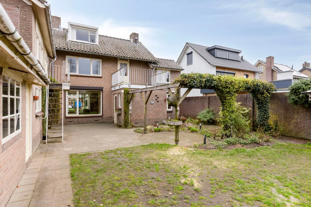 Jardin - Detached House with Garden in Drunen