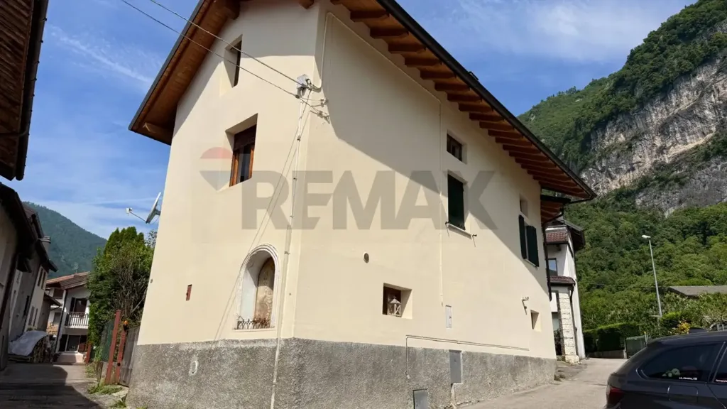 Extérieur - Rustic Villa with Garden in Fonzaso