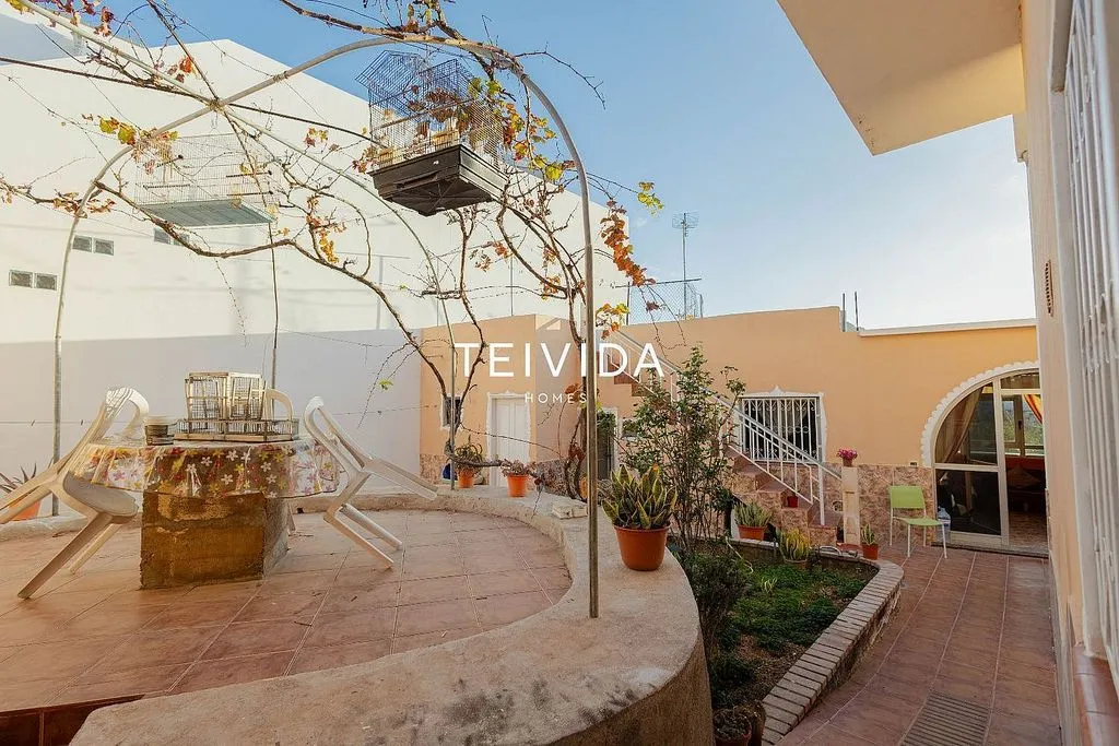 Giardino - Chalet with Pool in Buzanda, Cabo Blanco