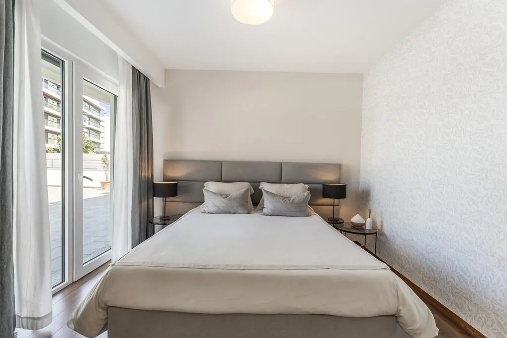 Magamistoad - Luxury Flat with City Views in Parede
