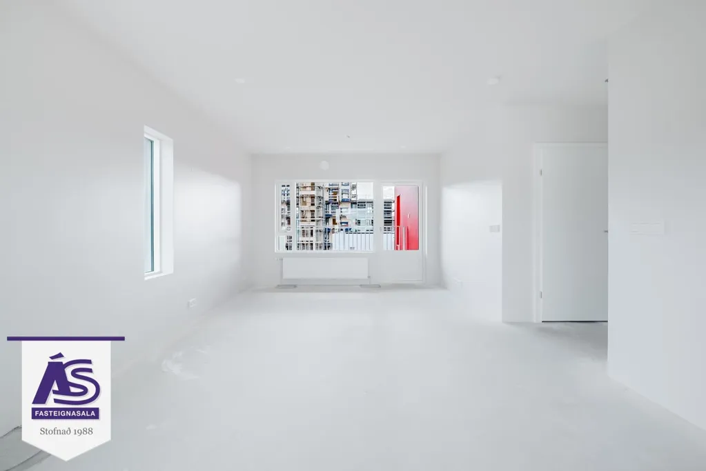 Pièces - New 4-Storey Apartment with Elevator in Hafnarfjörður