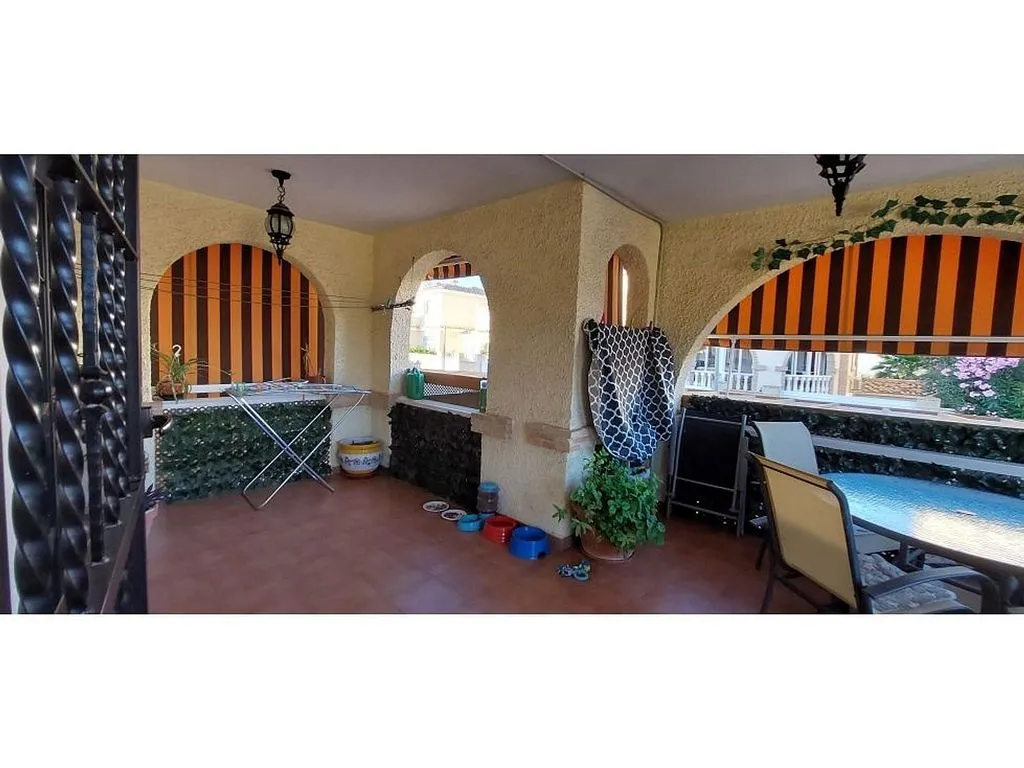 Terrasse - House with Pool in Monforte del Cid