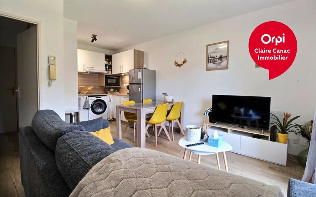 Soggiorno - Renovated 2-Bed Flat with Pool in Lavaur