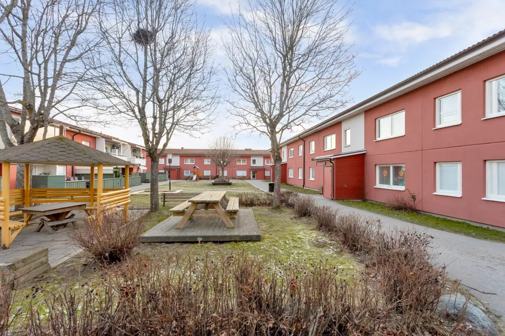 4-toaline korter asukohas Norsborg