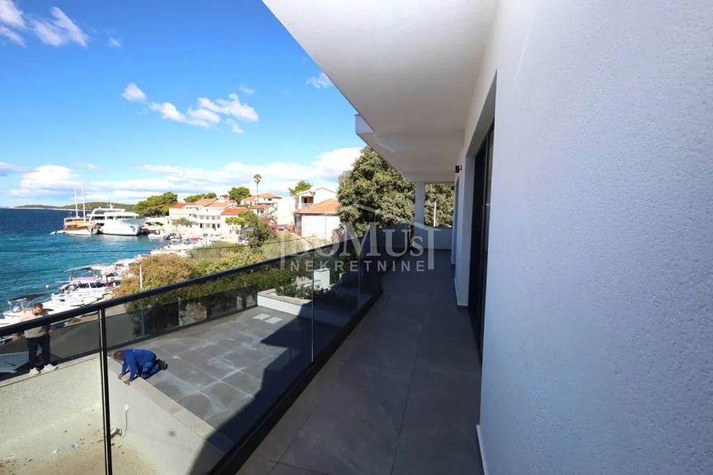 Balcon - Modern Villa with Sea View in Rogoznica