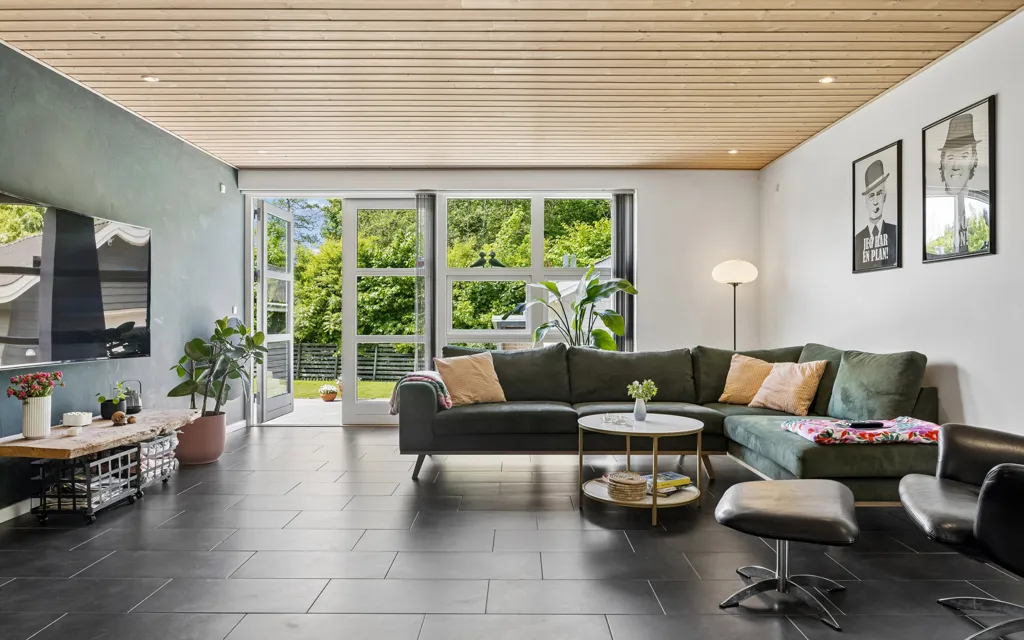 Séjour - Fenced Villa with Garden in Høng