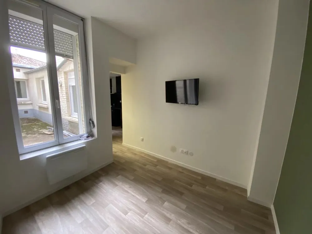 Pièces - Appartement 2 Pièces avec Cour à Saint-Quentin