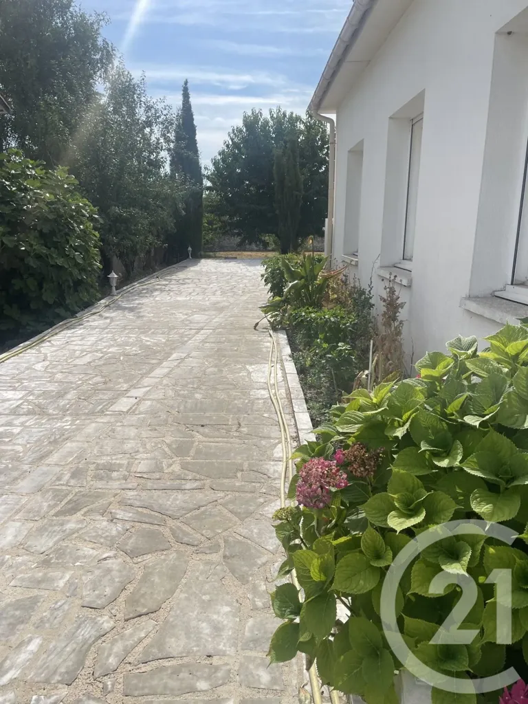 Esterno - Spacious Villa with Garden in Châtellerault