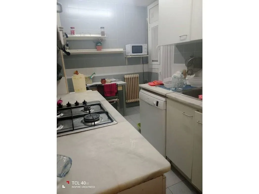 Cuisine - 3-Bed Apartment with Balcony in Eixample Nord