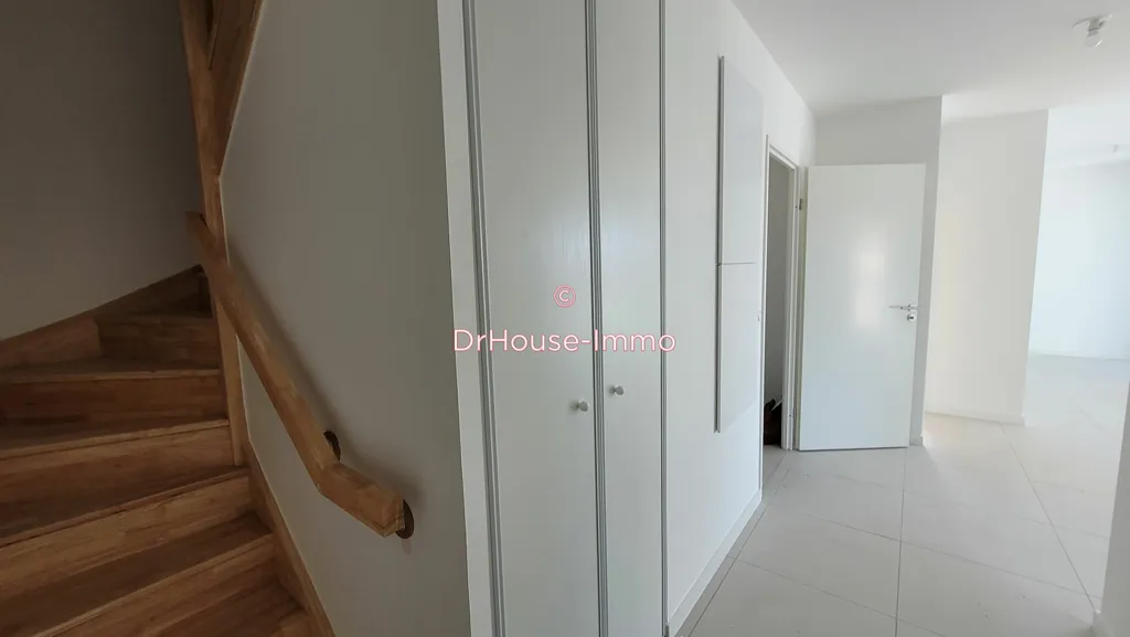 Entrée - Appartement Duplex avec Balcon à Pessac
