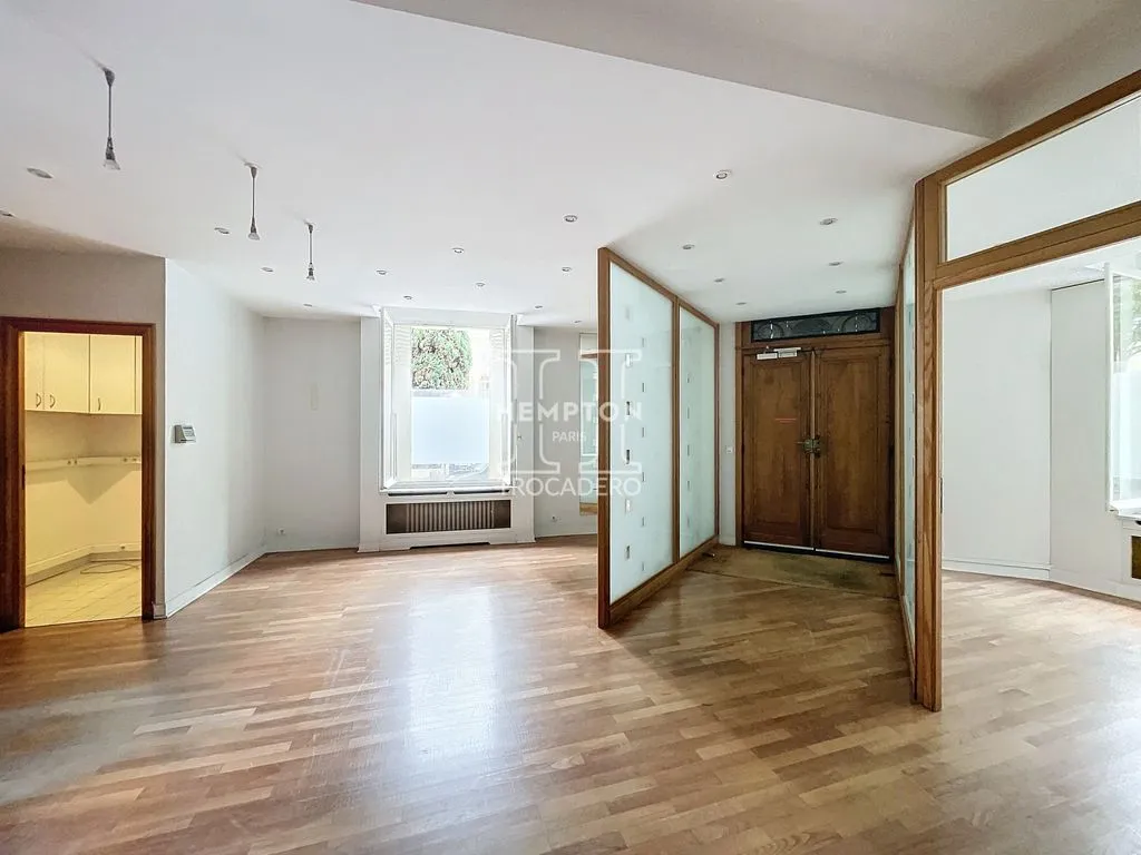 Elutuba - Luxury Duplex with Parking in La Muette, Paris
