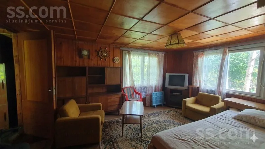 Chambres - Cottage with Brick and Wood in Riga District