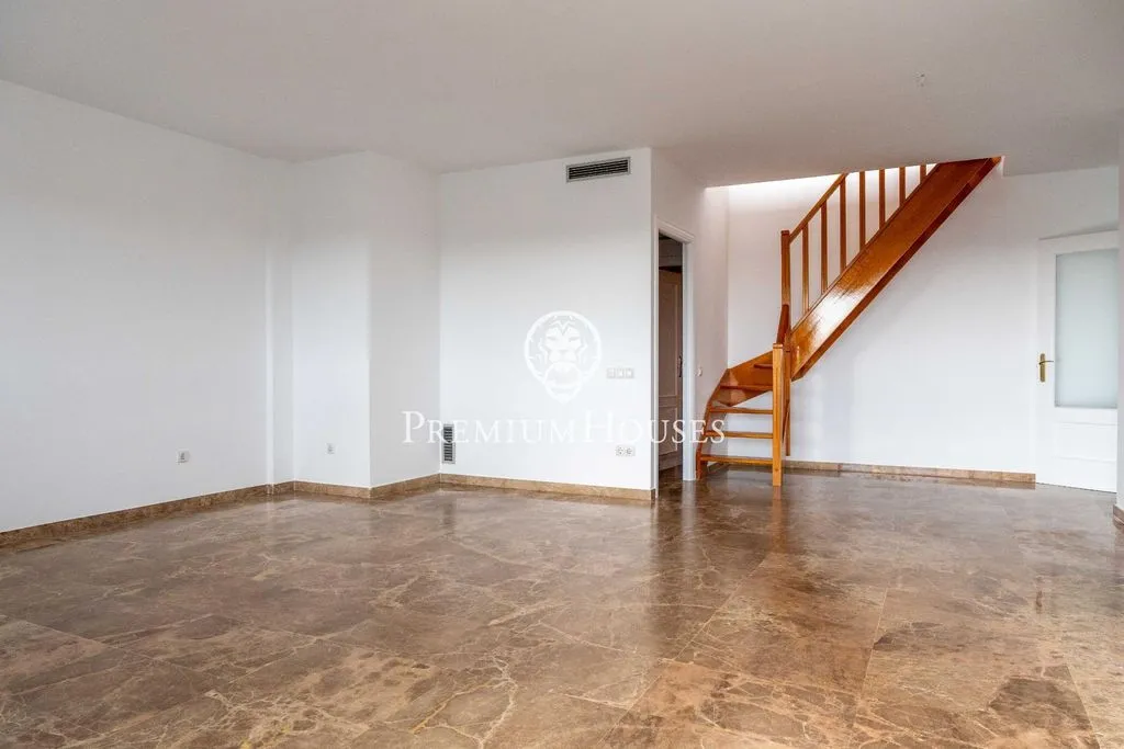 Soggiorno - Luxury Penthouse with Sea View in Gavà Mar
