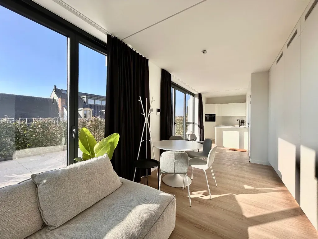 Séjour - Studio Moderne avec Vue Imprenable à Anvers