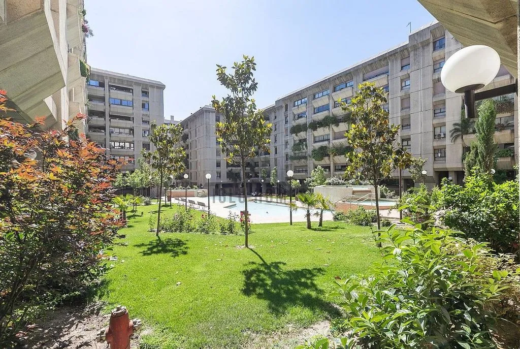Aed - Apartment with Terrace in Ríos Rosas, Madrid
