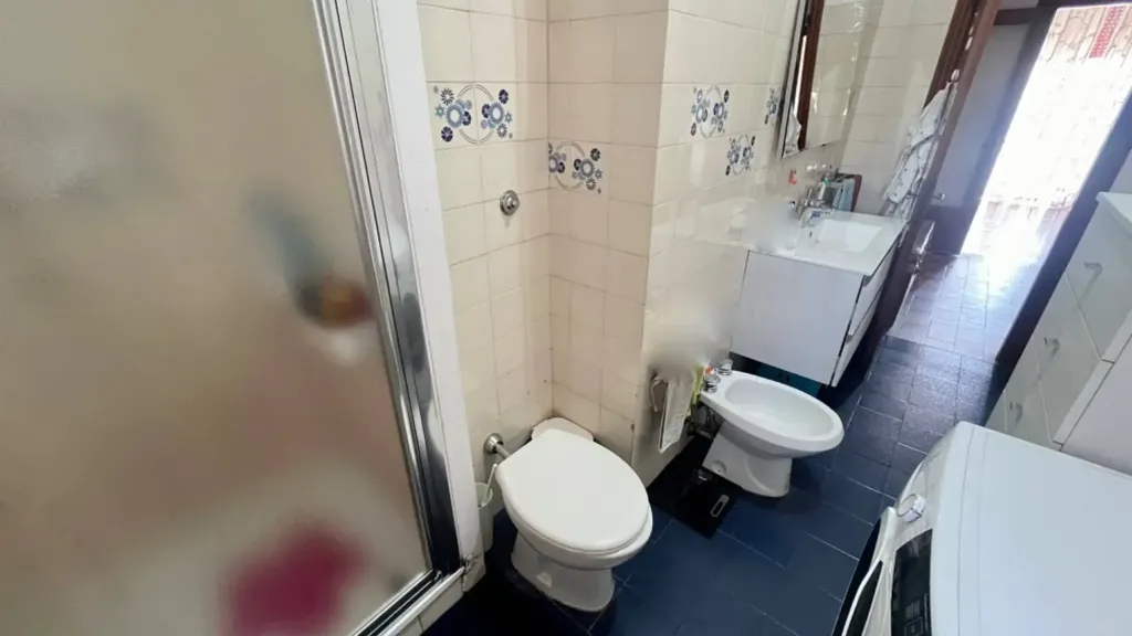 Vannitoad - Spacious Apartment with Balcony in Fabriano