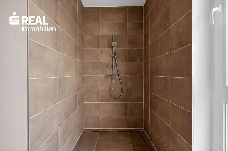 Bagni - Modern Apartment with Terrace in St. Peter, Graz