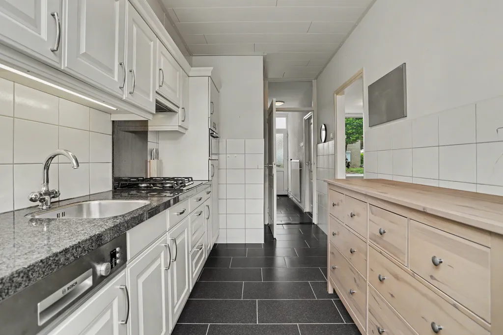 Cucina - Family-Friendly Semi-Detached House in Hapert