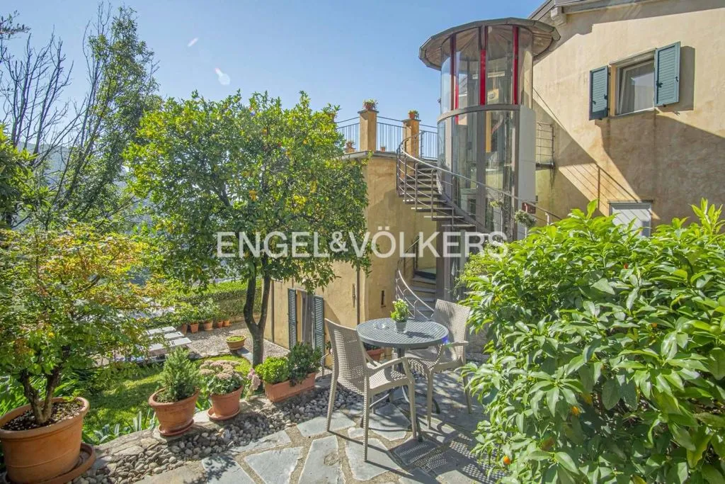Terrasse - Historic Luxury Hotel with Panoramic Views in Carasco
