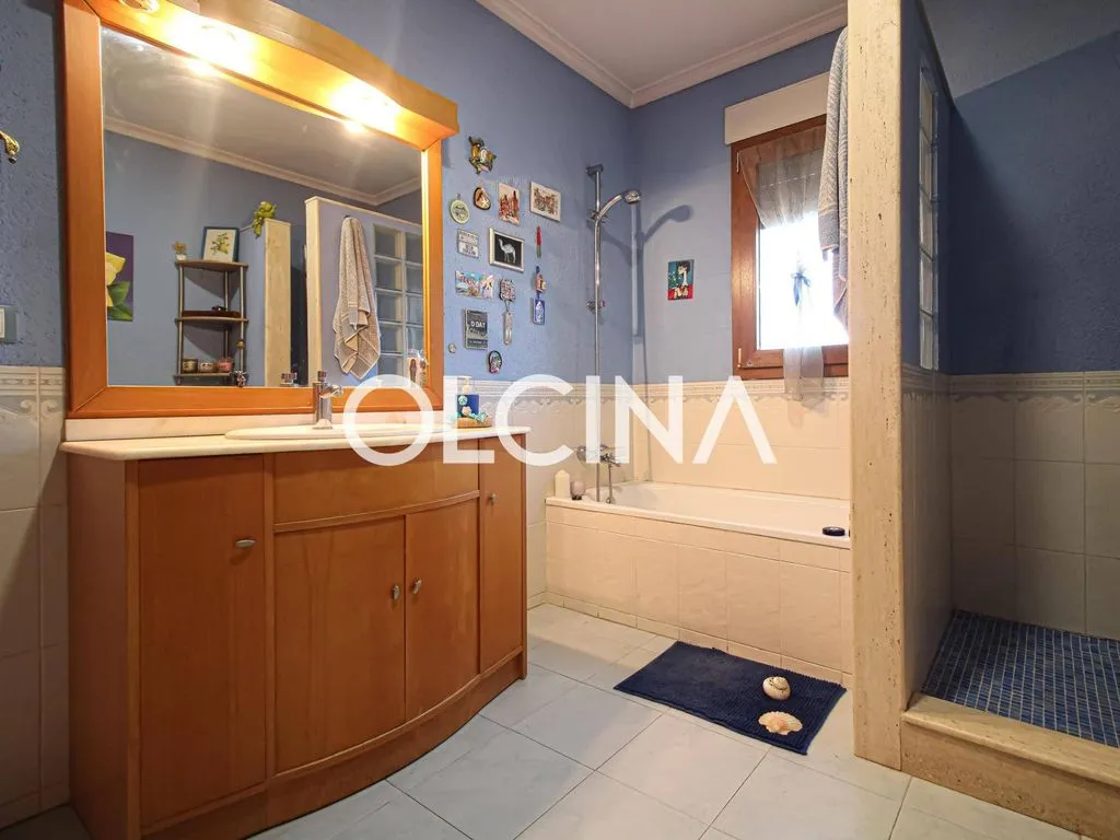 Vannitoad - Luxury Chalet with Mountain Views in Alcoy