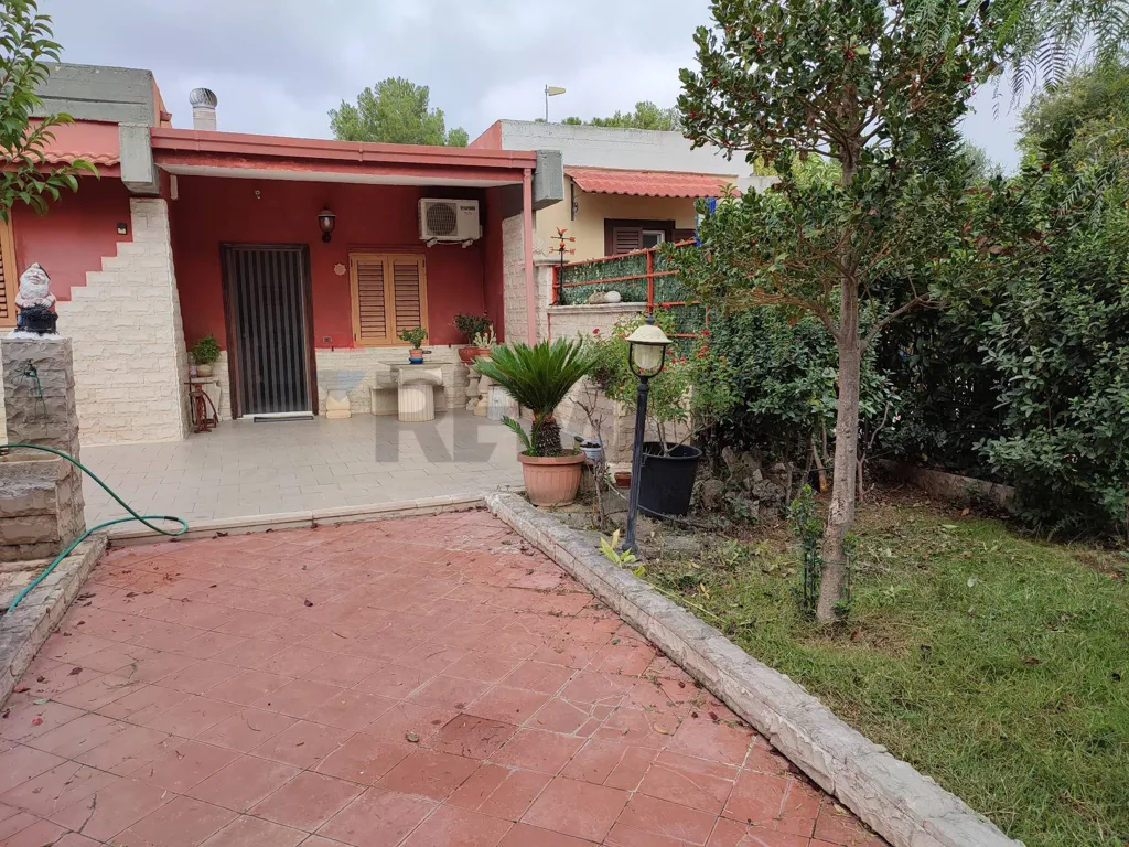 Jardin - Independent Villa with Pool in Cassano delle Murge