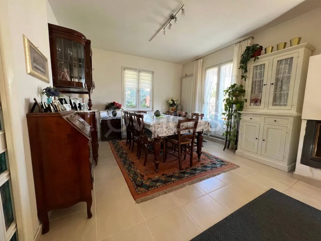 Söögituba - Semi-Detached House with Pool near Pesaro