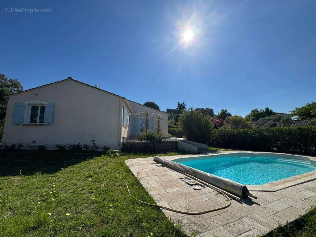 4-room house in Campagnan