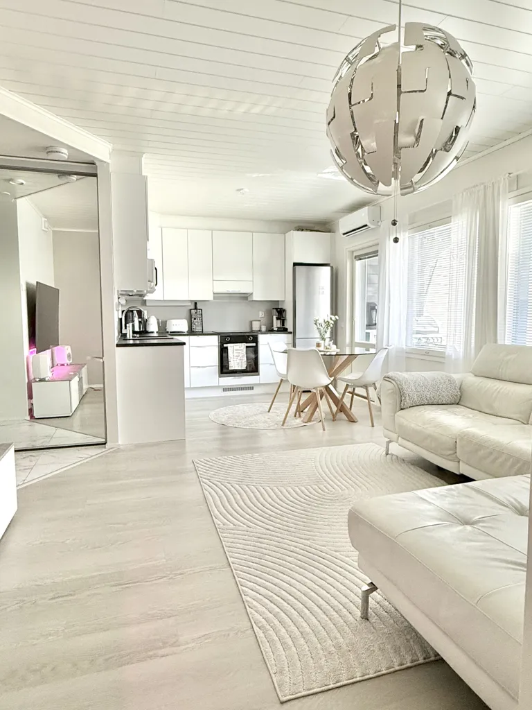 Elutuba - Modern 1st Floor Apartment with Sauna in Kärki