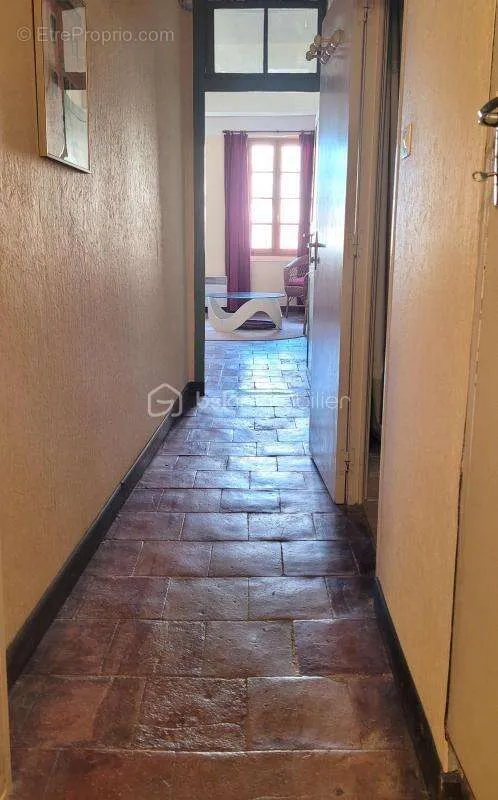 Esik - Village House with Garden in Salles-d'Aude