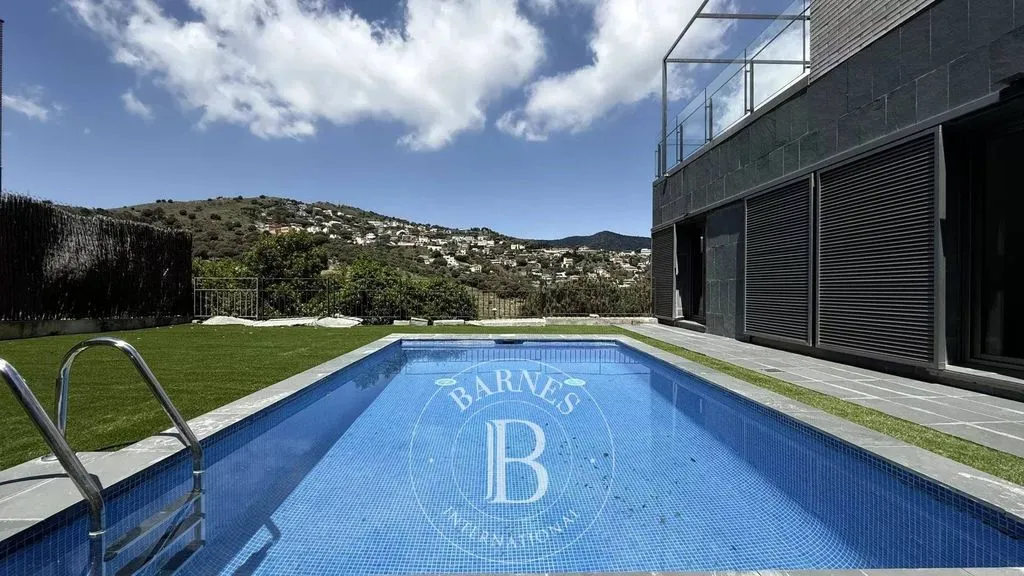 Piscine - Luxury House with Pool in Alella, Spain