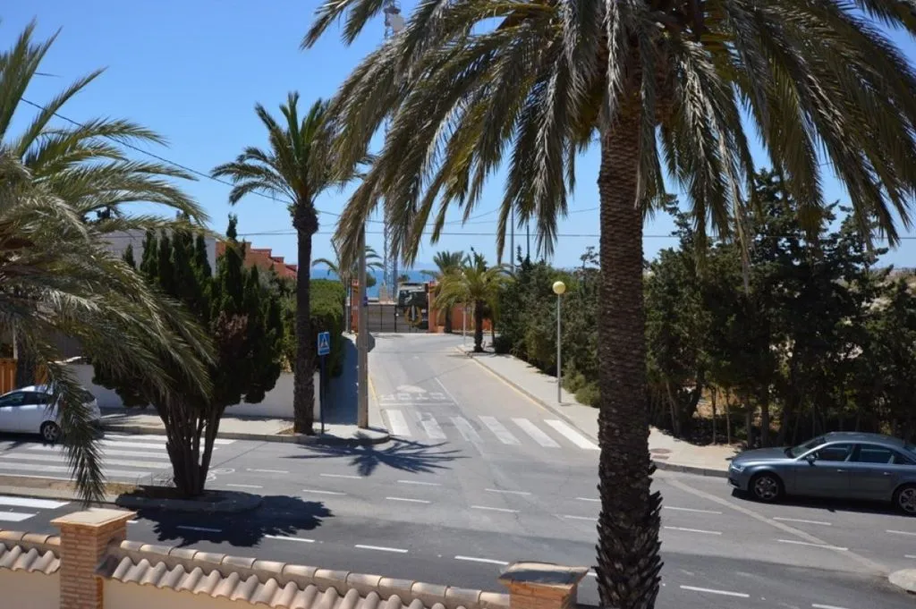 Välivaade - Luxury Villa with Pool in Cabo Roig, Valencia