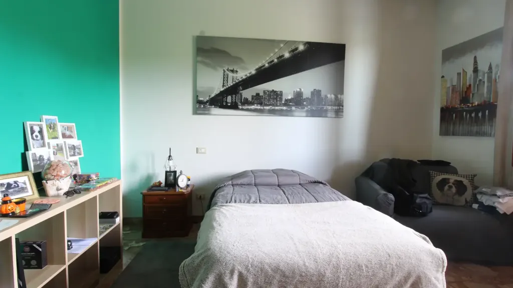 Camere da letto - Rear-Facing Apartment with Balcony in Vinci