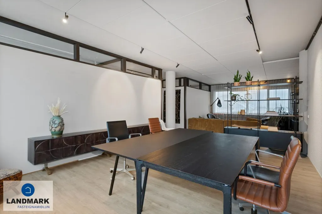 Studio - Renovated Retro Office Space in Reykjavik